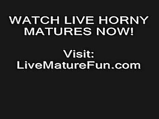 horny mature babe using dildo on webcam