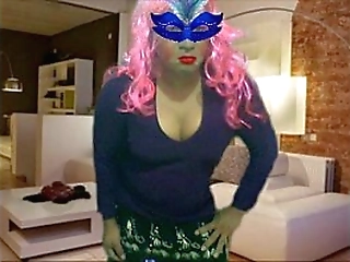 purgy shooting cumshot in the couch