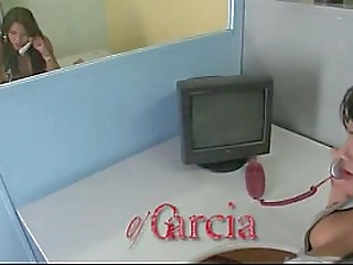 ts babes agatha and jo jerk off together