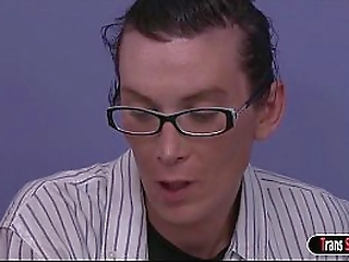 no makeup shemale river stark sucked by mature erica lauren