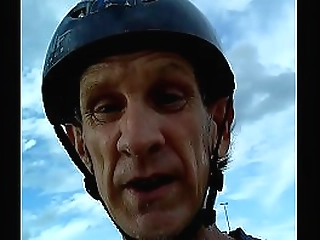 my phone/camera whent for its first ride whith jonikalbike.