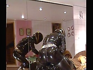 Fuckin' Casey's Luscious Lips Suck and Fuck a Dude's Cock in This Steamy Porno!