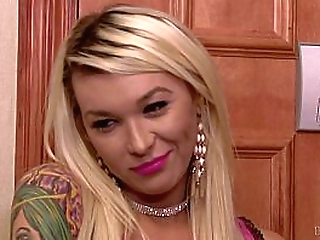 aubrey kate waking up her lover