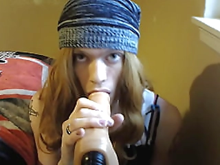 shemale gets fucked by two hot shecocks