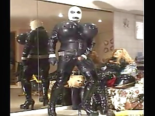 behind the scenes of a bedroom photoshoot with jesse