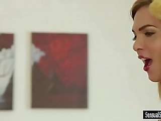 glamour shemale fucked man in the ass